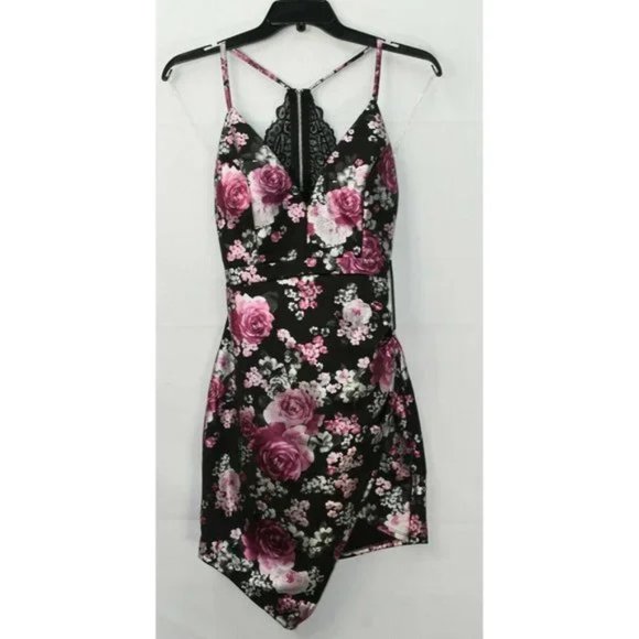 Emerald Sundae Dress Lace Back Dress, Size: M, NWT - Picture 2 of 9